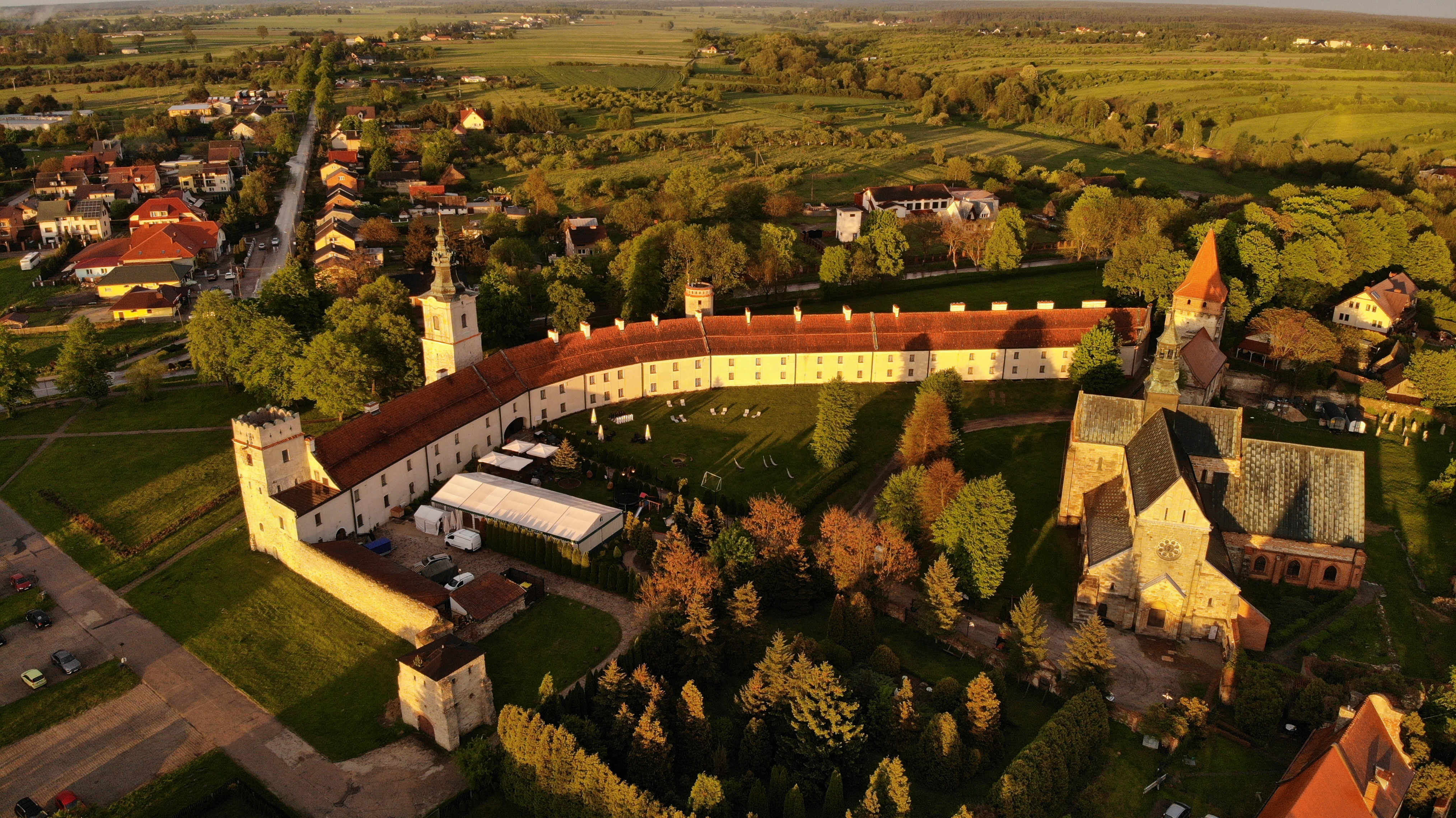 Sulejów_Podklasztorze.JPG