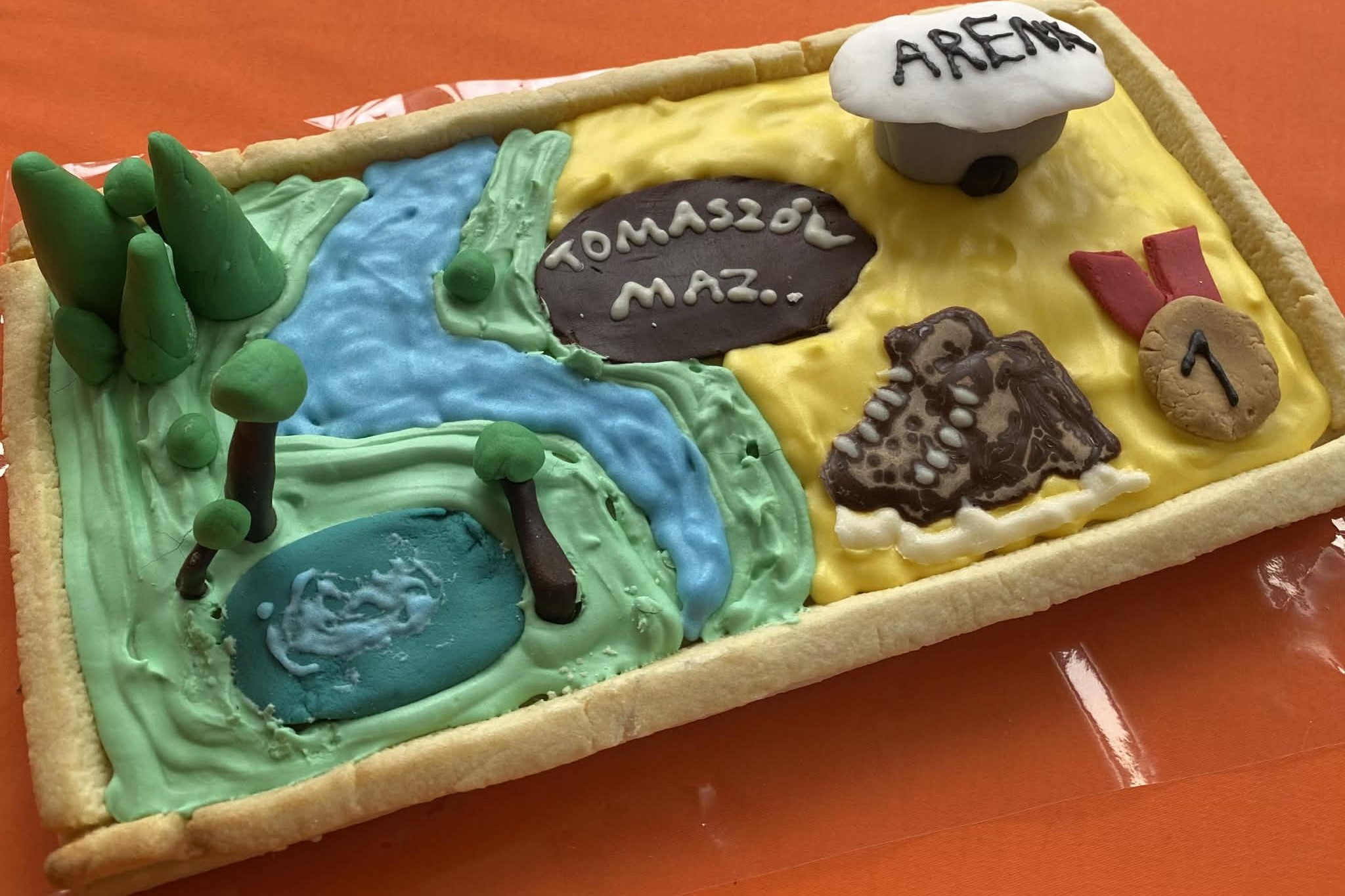 mazurek.jpg