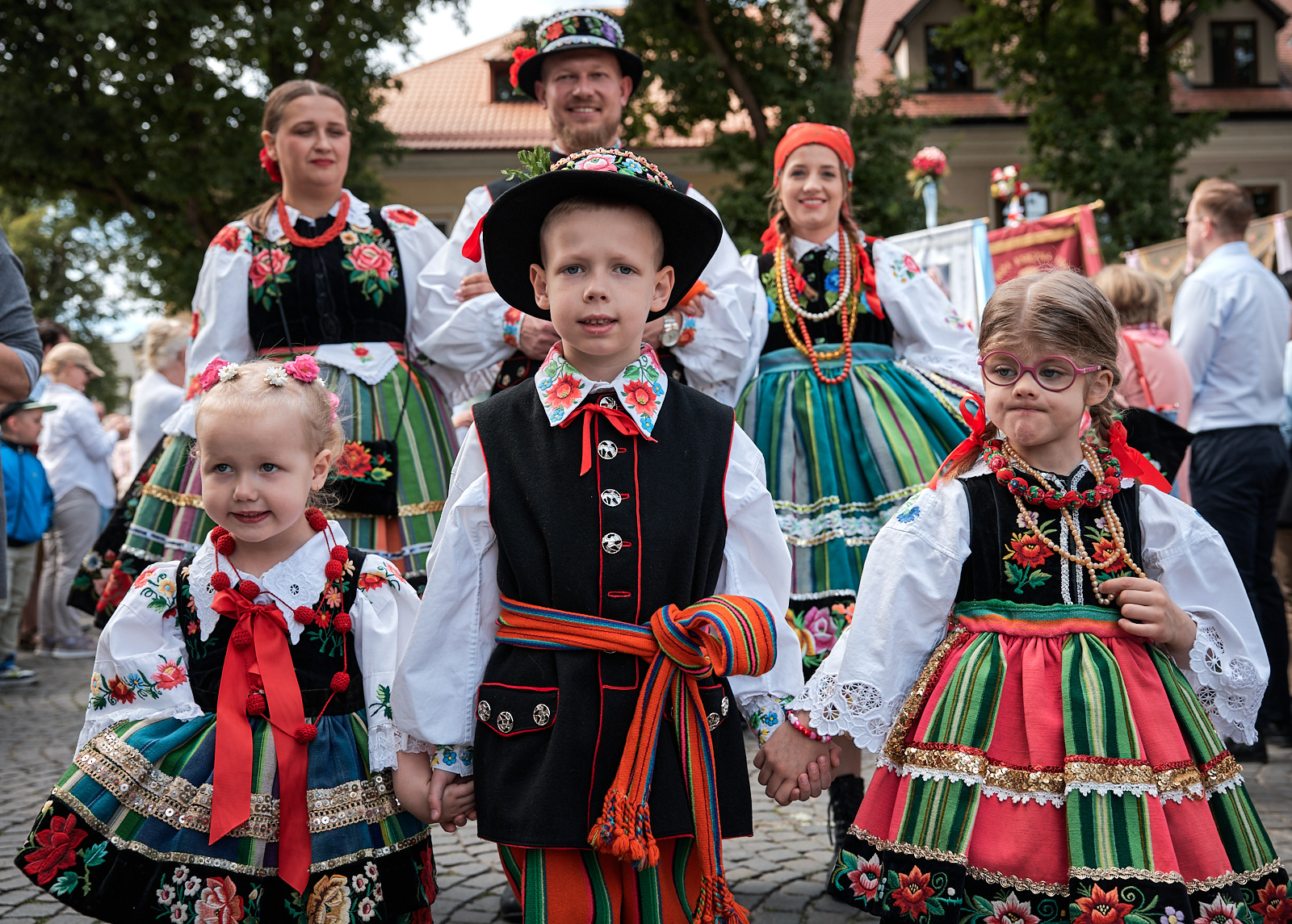 Łowicz_pasiaki.jpg