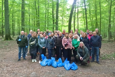 Dzień Ziemi z Zespołem Parków Krajobrazowych Województwa Łódzkiego. Sprzątali Las Łagiewnicki