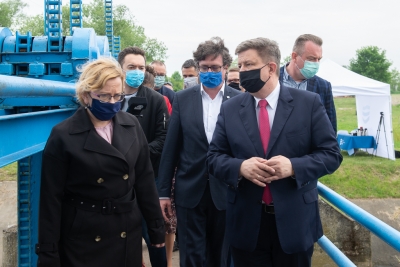 Marszałek zapobiega skutkom suszy