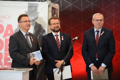 Wystawa „Ojcowie Niepodległości” na Dworcu Łódź Fabryczna