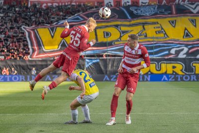 Piłka nożna. Karol Czubak, były snajper łodzian pognębił Widzew