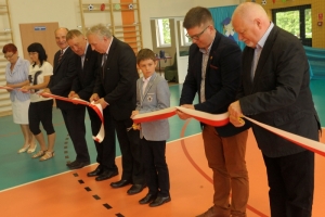Uroczyste otwarcie nowo wybudowanej sali gimnastycznej przy Szkole Podstawowej w Dąbrówce Dużej.