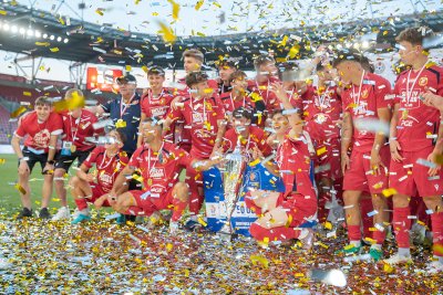 Piłka nożna. Serce Łodzi świętuje. Triumf po emocjonujących karnych