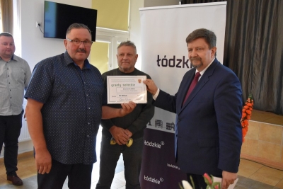 Granty Sołeckie w Gminie Parzęczew