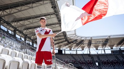 Piłka nożna. Pierwsze wzmocnienie ŁKS-u Ł&oacute;dź
