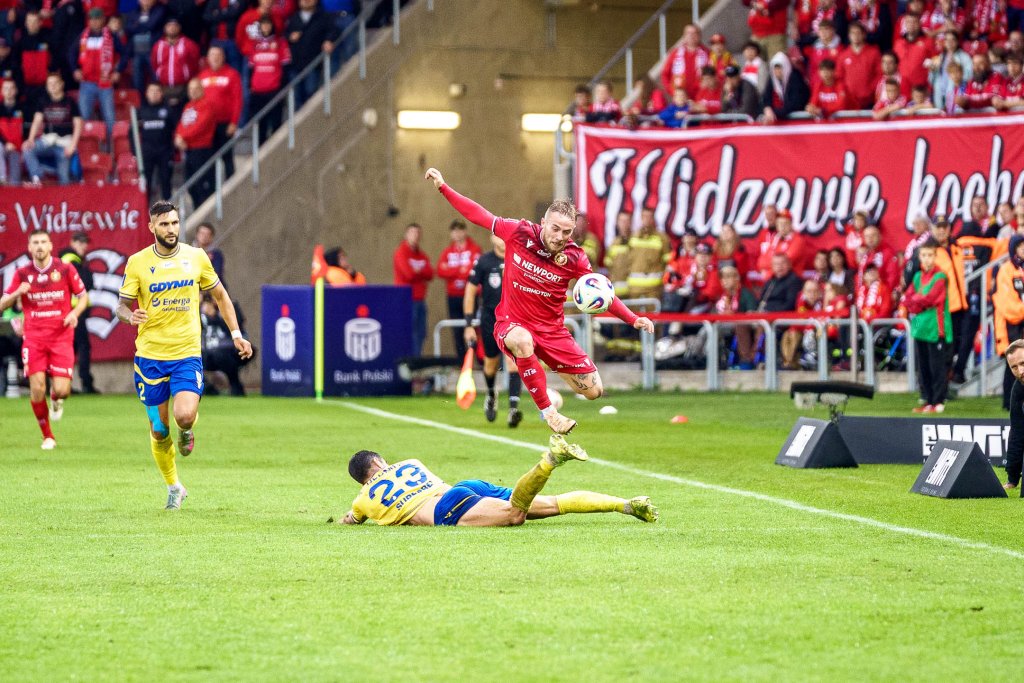 Piłka nożna. Wielkie emocje w meczu Widzewa w Pucharze Polski