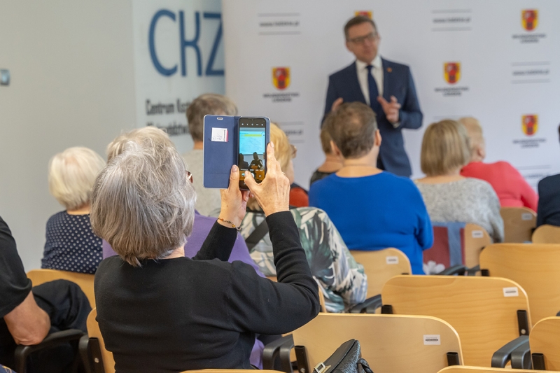 Chcemy, żeby seniorom w Łódzkiem żyło się lepiej