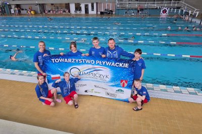 Świetny występ naszej młodzieży w Czechach w ramach zawod&oacute;w pływackich Region&oacute;w Partnerskich !