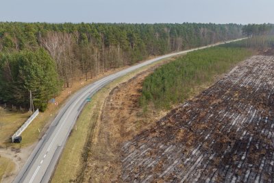 Ł&oacute;dzkie buduje.  Przed wakacjami rozpocznie się  rozbudowa drogi wojew&oacute;dzkiej nr 785