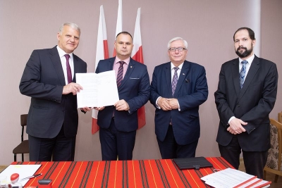 Umowy na projekty edukacyjne podpisane